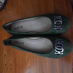 Yeogor Green Ballet Flats Size 8 NEW
